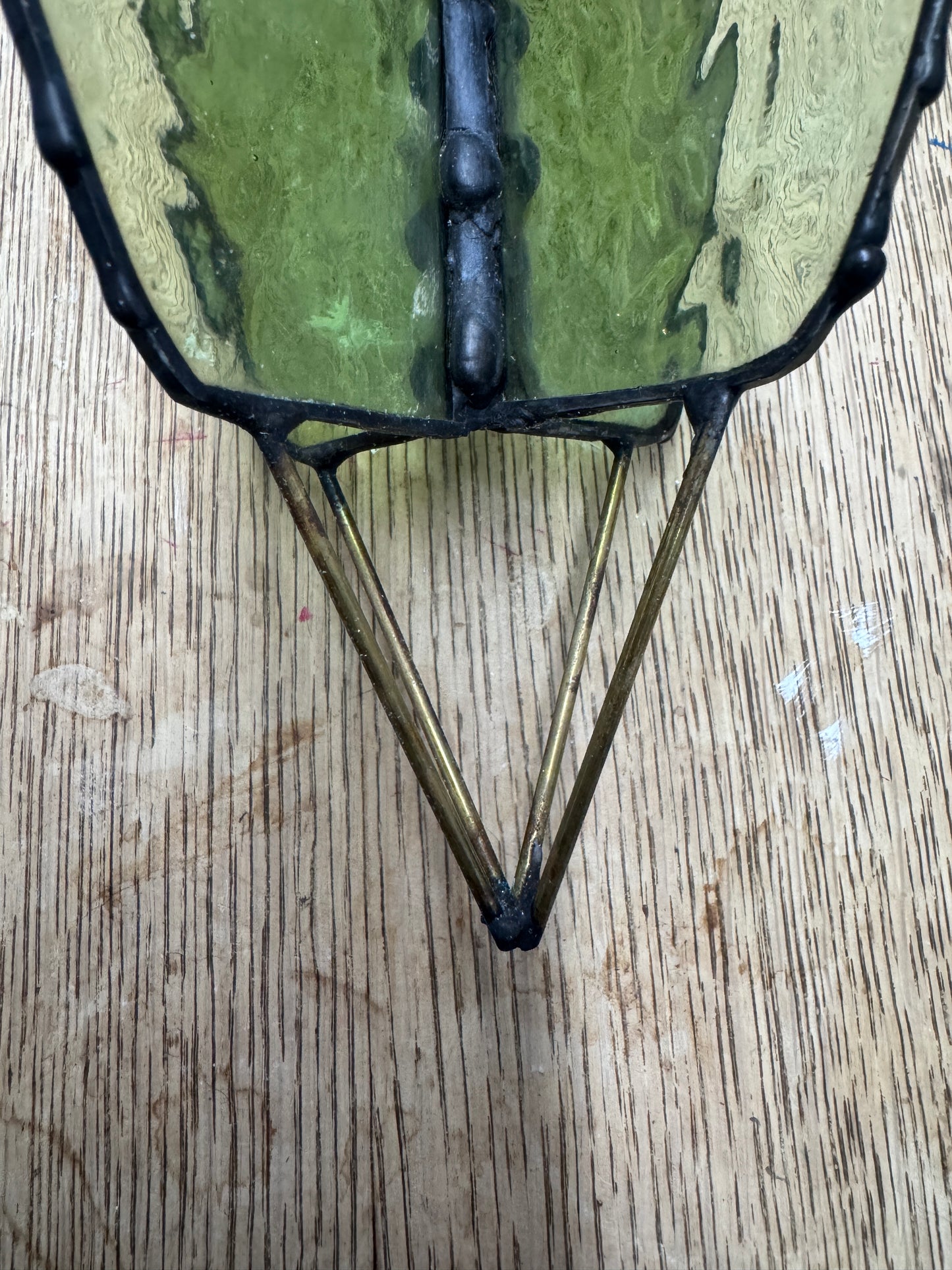 Example of brass base structure